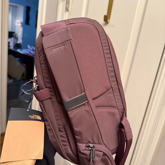 The North Face Womens Borealis Sling Crossbody - Picture 2 of 3